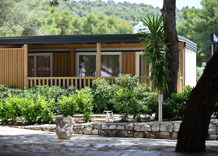 Πάρκο διακοπών Kamp Rozac Τρογκίρ